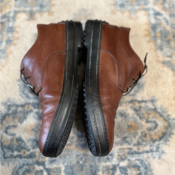 TOD’S Classic Brown Leather Men\'s Shoes Size 9